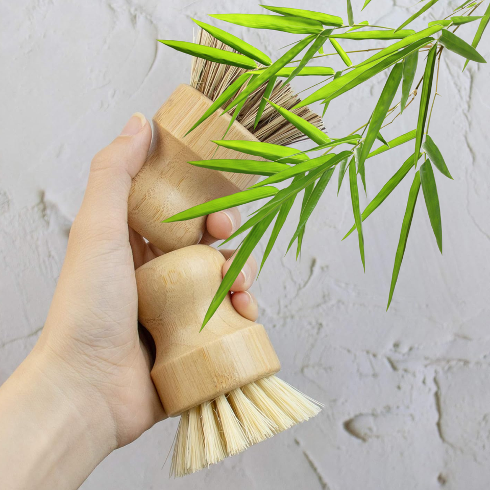 Cepillo ecológico multiusos - Lava loza / Limpiador tenis